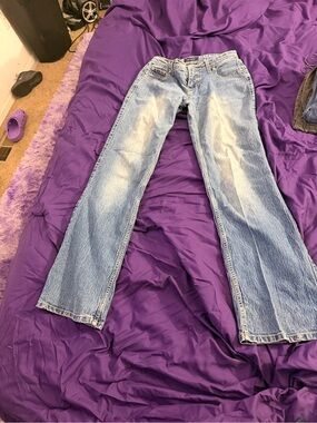 Light Wash Straight Leg Women Jeans - Unbranded